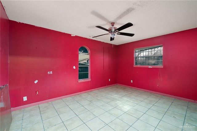 1302 S Ironwood Street, Pharr, TX 78577