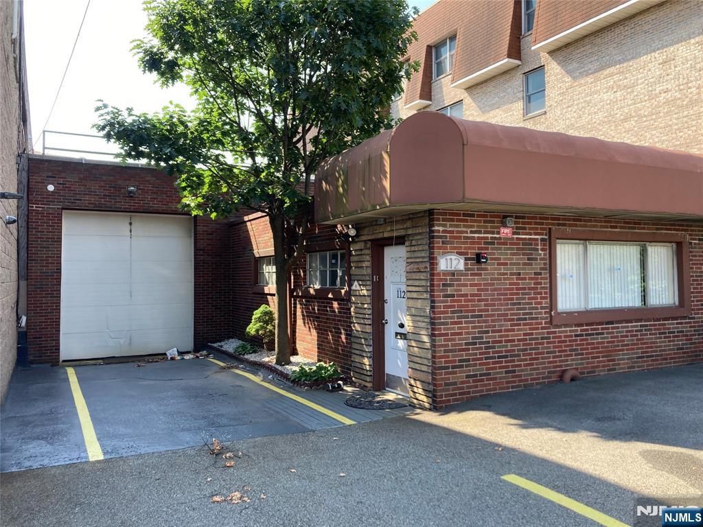 112 Palisade Avenue, Cliffside Park, NJ 07010
