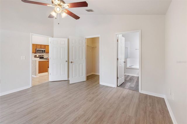 6912 JAMESTOWN MANOR DRIVE, Riverview, FL 33578