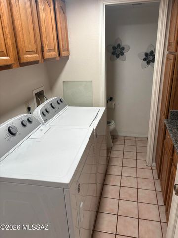 2284 W Paseo Cielo, Tucson, AZ 85742