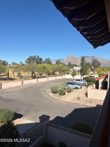 2284 W Paseo Cielo, Tucson, AZ 85742