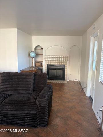 2284 W Paseo Cielo, Tucson, AZ 85742