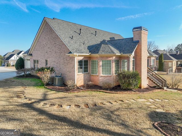 110 Wickham Drive, Tyrone, GA 30290