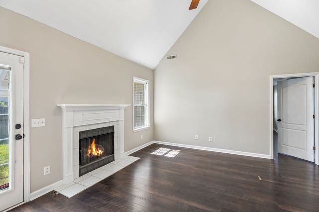 1615 Pacer Ct, Spring Hill, TN 37174