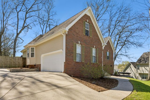 1615 Pacer Ct, Spring Hill, TN 37174