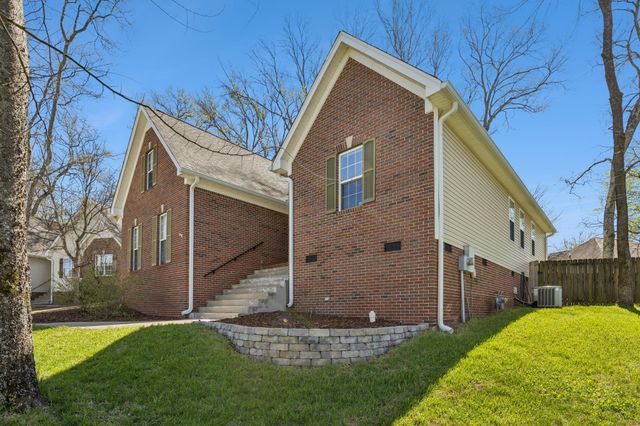 1615 Pacer Ct, Spring Hill, TN 37174