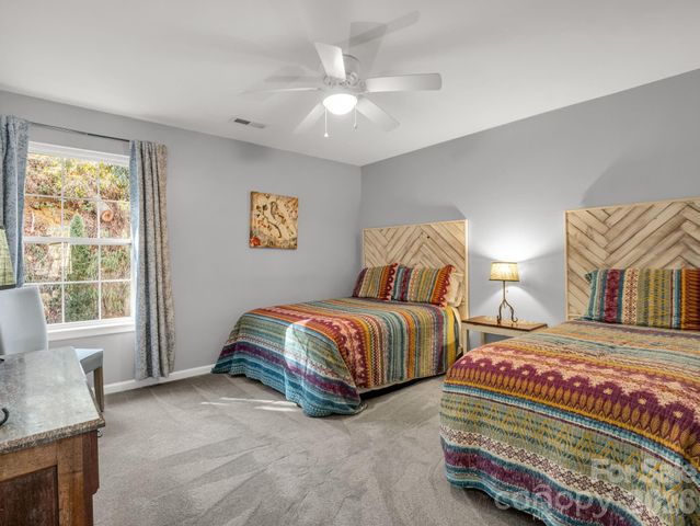 108 Nuthatch Trace, Brevard, NC 28712