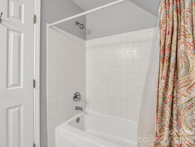 108 Nuthatch Trace, Brevard, NC 28712