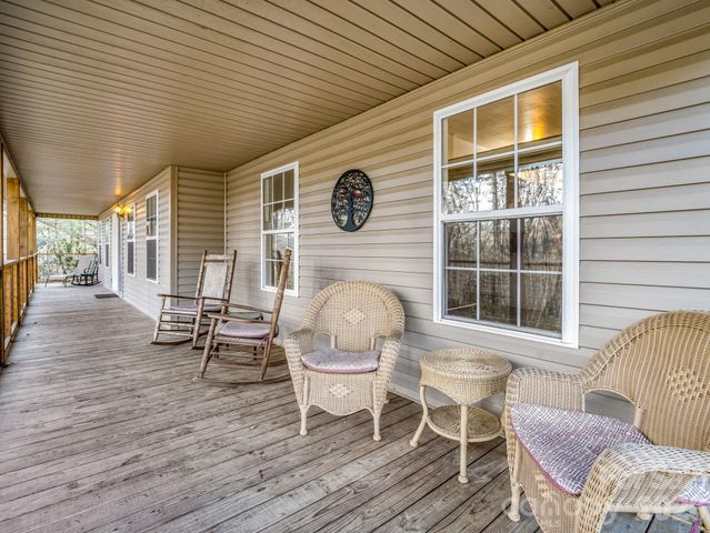 108 Nuthatch Trace, Brevard, NC 28712