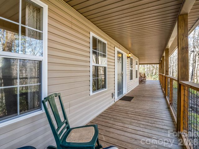 108 Nuthatch Trace, Brevard, NC 28712