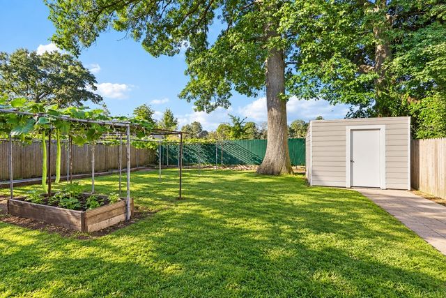 57 Safford St, Quincy, MA 02170