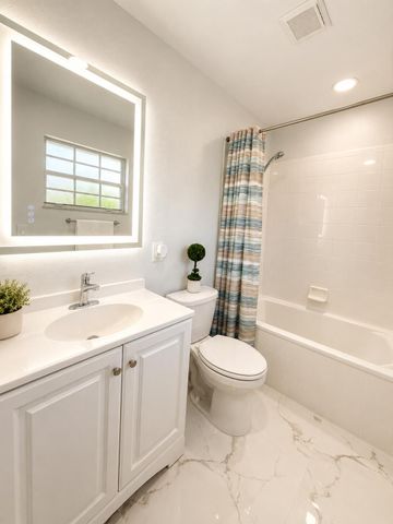1106 Swan Lake Circle, Port St. Lucie, Port St Lucie, FL 34986
