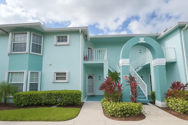1106 Swan Lake Circle, Port St. Lucie, Port St Lucie, FL 34986