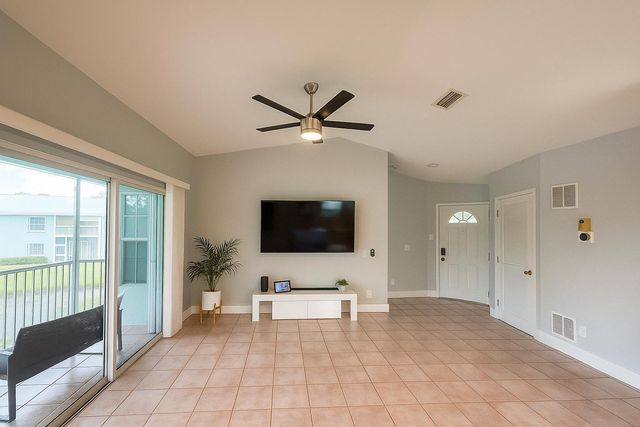 1106 Swan Lake Circle, Port St. Lucie, Port St Lucie, FL 34986