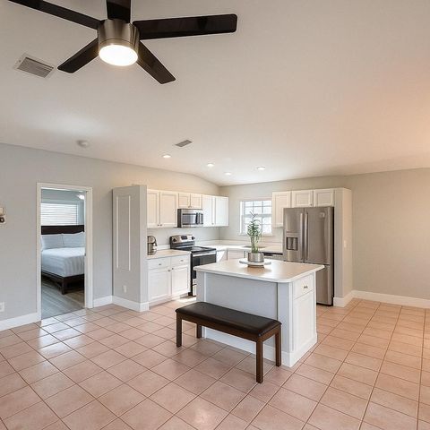 1106 Swan Lake Circle, Port St. Lucie, Port St Lucie, FL 34986