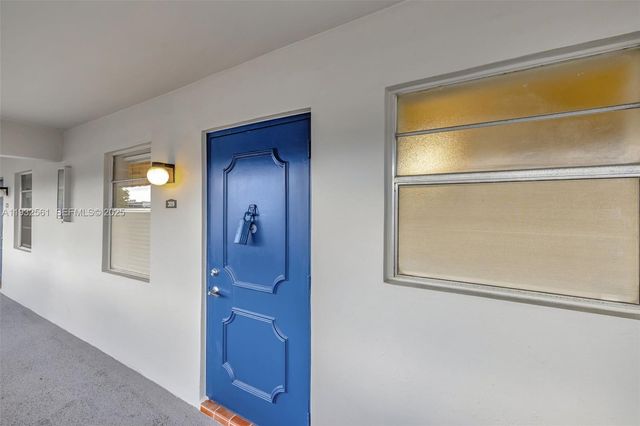 7897 Golf Cir Dr 309, Margate, FL 33063