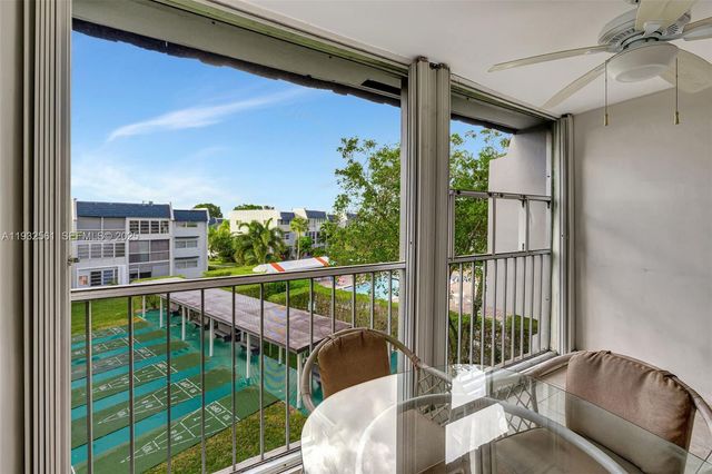 7897 Golf Cir Dr 309, Margate, FL 33063