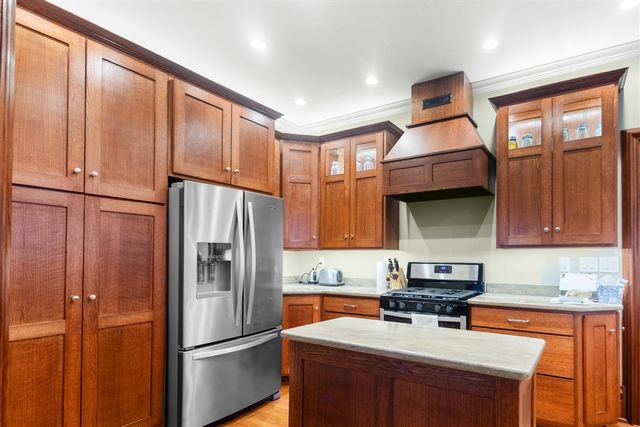 65 S Howell Street, Hillsdale, MI 49242