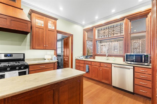 65 S Howell Street, Hillsdale, MI 49242
