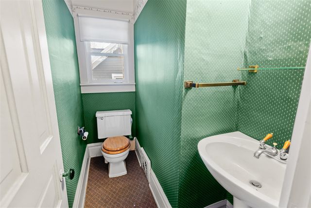 65 S Howell Street, Hillsdale, MI 49242