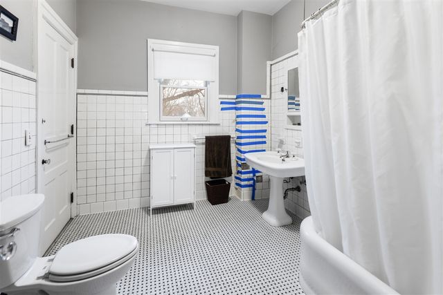 65 S Howell Street, Hillsdale, MI 49242