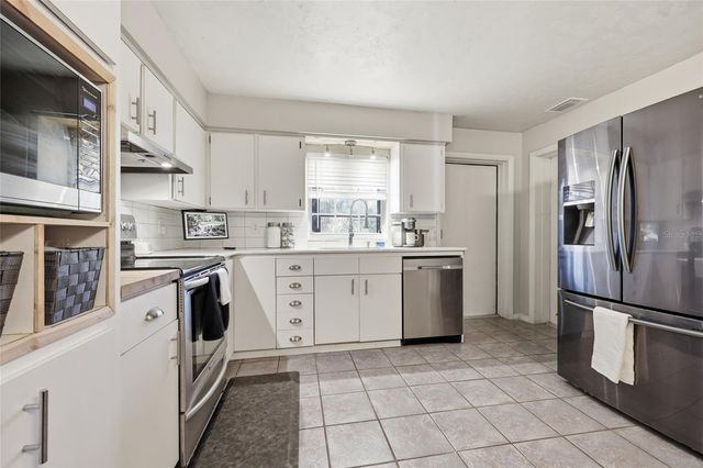 917 SW 2ND AVENUE, Trenton, FL 32693