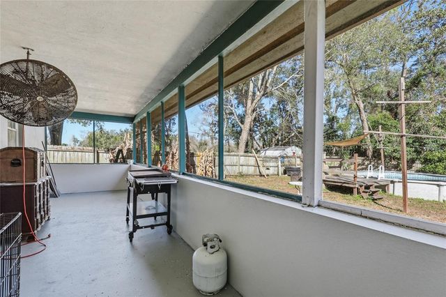 917 SW 2ND AVENUE, Trenton, FL 32693