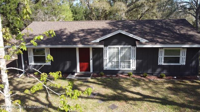 34307 Shaffer Drive, Dade City, FL 33523