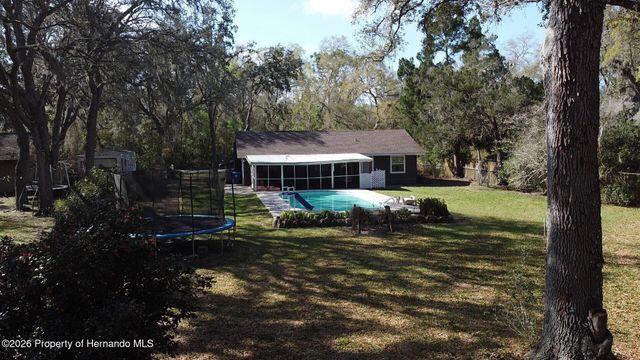 34307 Shaffer Drive, Dade City, FL 33523