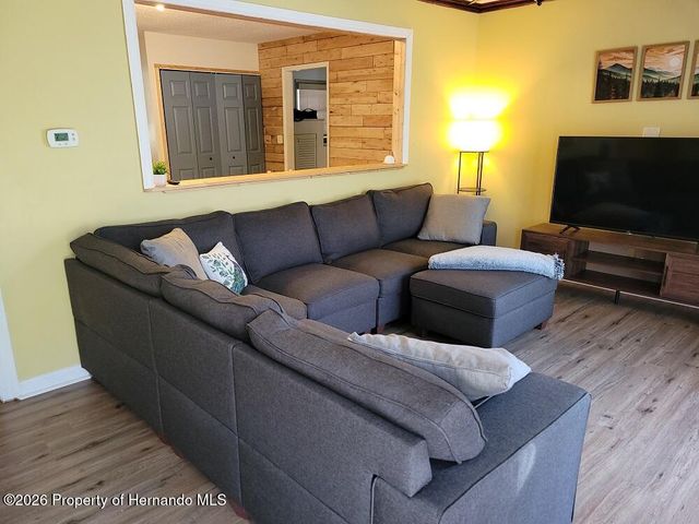 34307 Shaffer Drive, Dade City, FL 33523