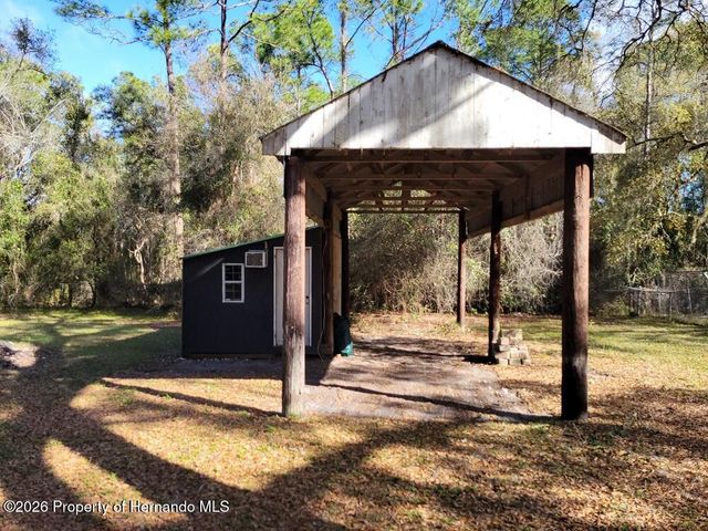 34307 Shaffer Drive, Dade City, FL 33523