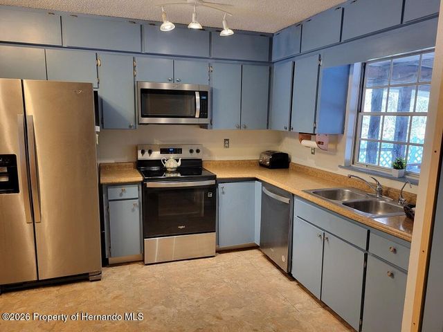 34307 Shaffer Drive, Dade City, FL 33523