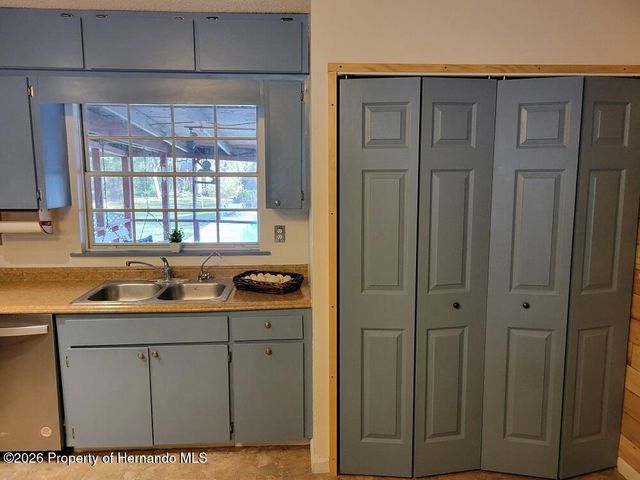 34307 Shaffer Drive, Dade City, FL 33523