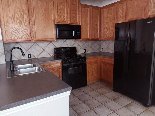 8518 Cahill DR 43, Austin, TX 78729