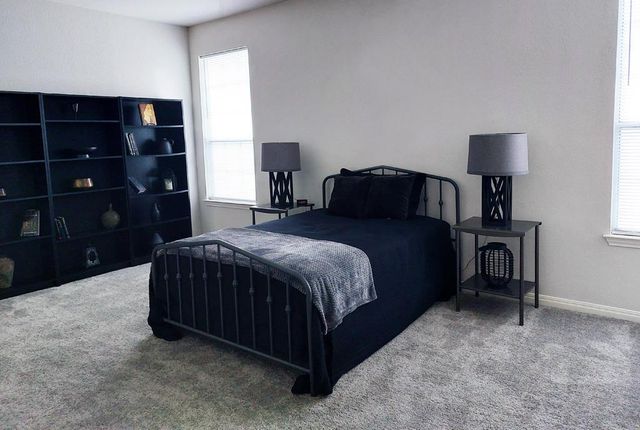 8518 Cahill DR 43, Austin, TX 78729