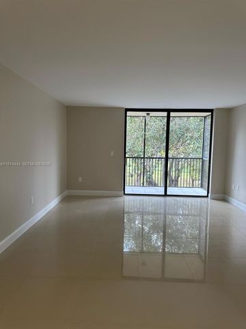 5530 NW 44th Street 308C, Lauderhill, FL 33319