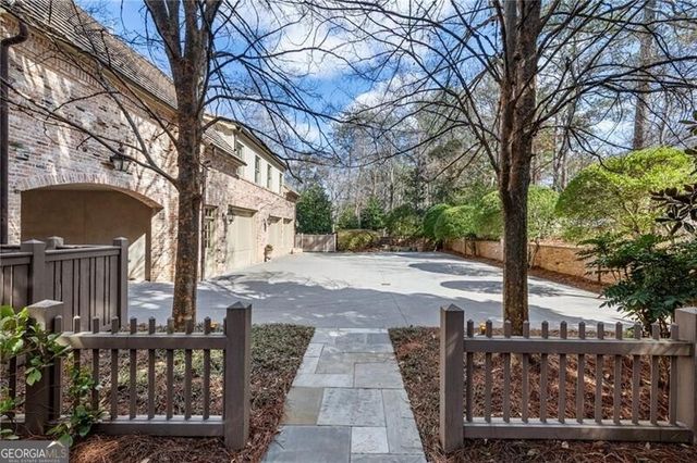 4380 Harris Trail NW, Atlanta, GA 30327