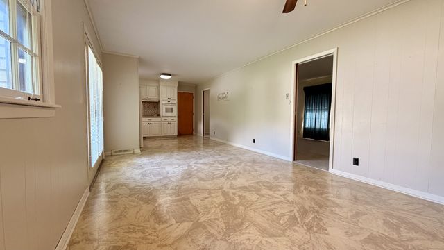 229 Robin Hood Rd, Pulaski, TN 38478