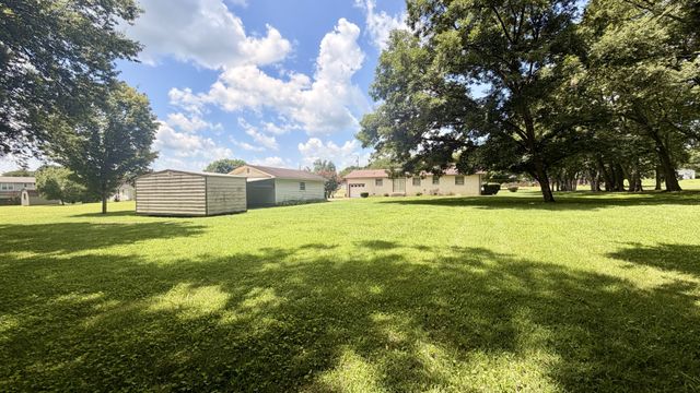 229 Robin Hood Rd, Pulaski, TN 38478