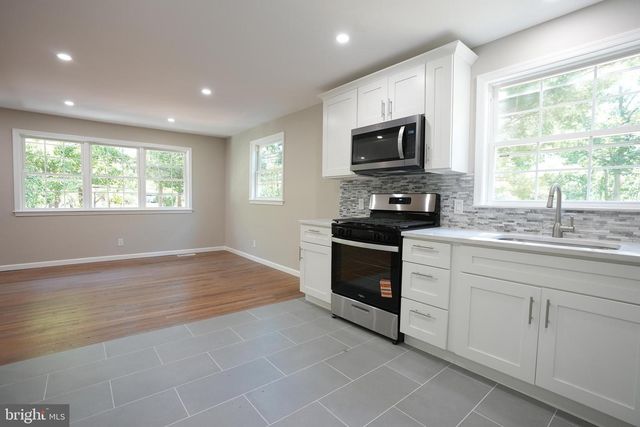 2171 W WEYMOUTH RD, Newfield, NJ 08344
