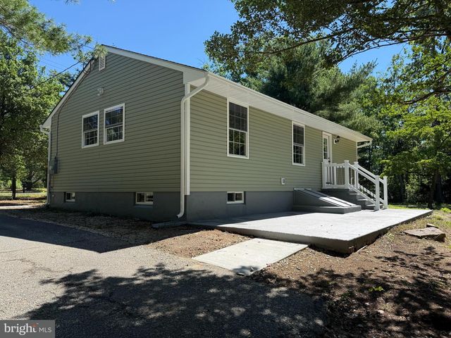 2171 W WEYMOUTH RD, Newfield, NJ 08344