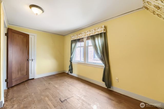 8042 18th Avenue NE, Seattle, WA 98115