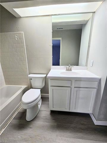 1935 Woodgate ARCH, Chesapeake, VA 23320