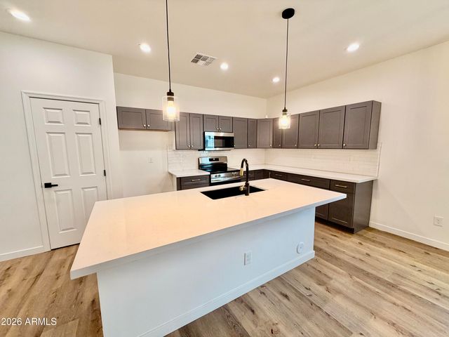 721 W OCOTILLO Street, Casa Grande, AZ 85122