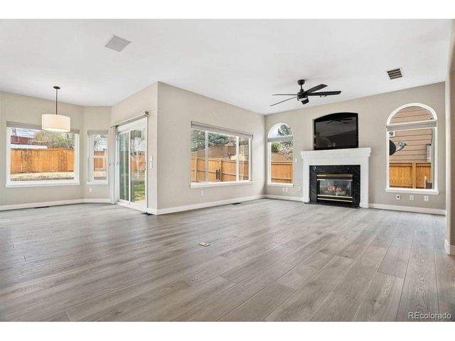 3385 White Oak Ln, Highlands Ranch, CO 80129