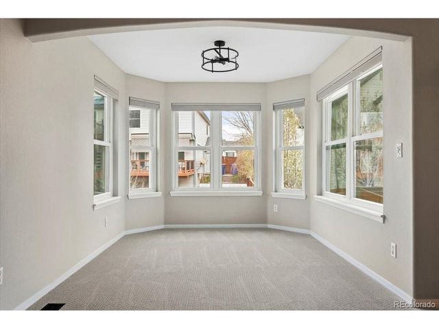 3385 White Oak Ln, Highlands Ranch, CO 80129