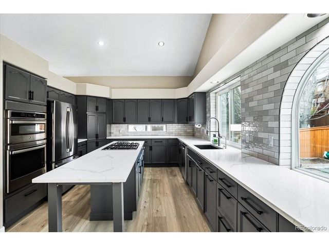 3385 White Oak Ln, Highlands Ranch, CO 80129