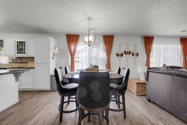 5932 Huntley Ct, Riverbank, CA 95367