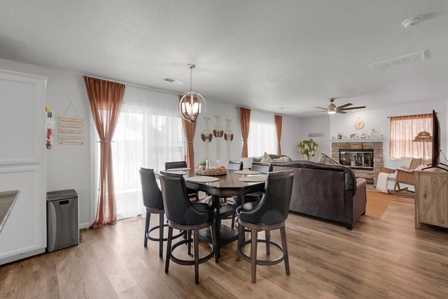 5932 Huntley Ct, Riverbank, CA 95367