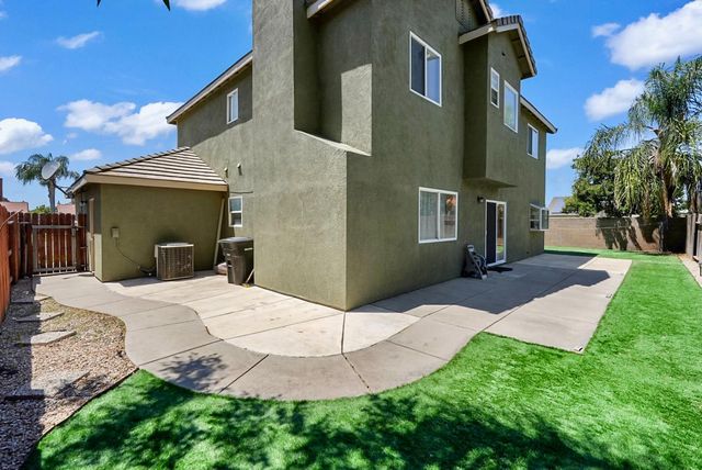 5932 Huntley Ct, Riverbank, CA 95367